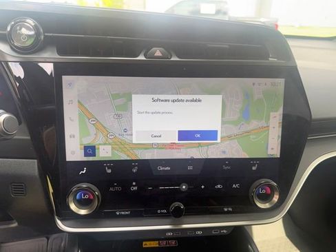 Used 2024 Lexus RZ 300e Premium w/ Accessory Package (2T) FWD image 10