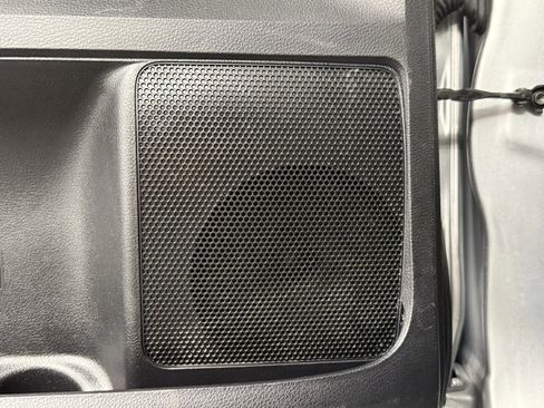 Used 2020 Toyota Tundra SR5 w/ SR5 Upgrade Package image 33