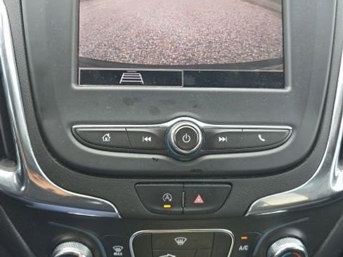 Used 2023 Chevrolet Equinox LT FWD image 8