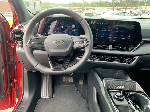 Certified 2026 Chevrolet Equinox RS image 19