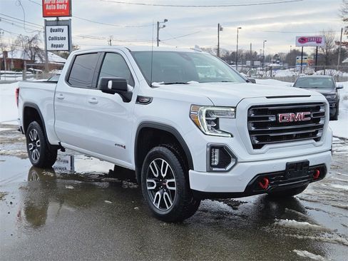 Used 2022 GMC Sierra 1500 AT4 w/ AT4 Premium Package image 7