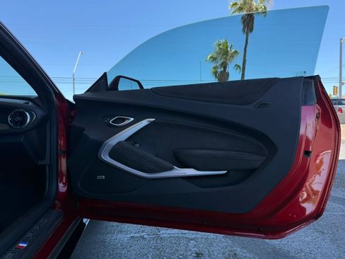 Used 2021 Chevrolet Camaro ZL1 RWD image 32