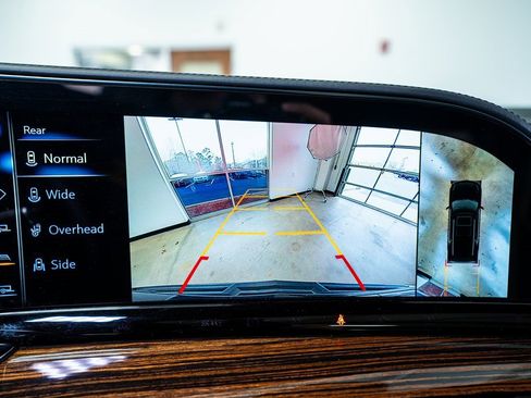 Used 2021 Cadillac Escalade Premium Luxury w/ Driver Assist Tech Package image 45