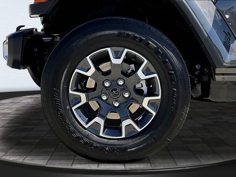 New 2026 Jeep Gladiator Sport image 33