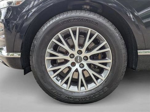 Used 2022 Genesis GV80 2.5T w/ Cargo Package AWD/4WD image 23