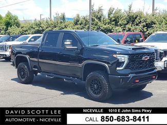 Used 2024 Chevrolet Silverado 2500 ZR2 w/ Technology Package AWD/4WD video 1