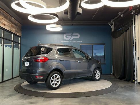 Used 2020 Ford EcoSport SE image 3