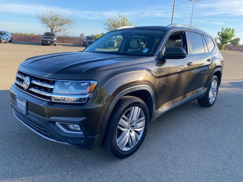 Used 2019 Volkswagen Atlas SEL image 1