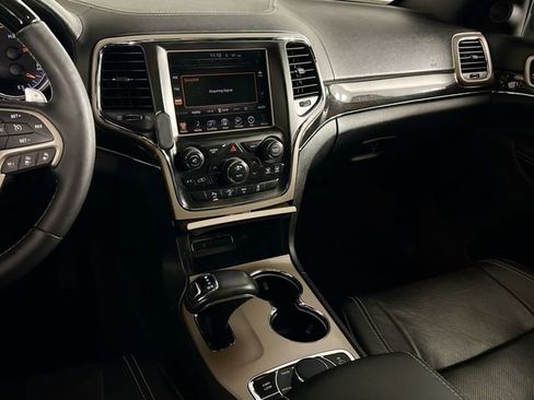 Used 2015 Jeep Grand Cherokee Overland w/ Advanced Technology Group AWD/4WD image 34