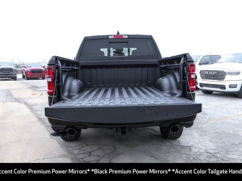 New 2026 RAM 1500 4x4 Crew Cab image 19