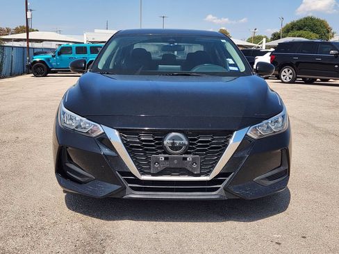 Used 2021 Nissan Sentra SV FWD image 2