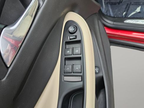 Used 2018 Buick Envision Essence AWD/4WD image 28