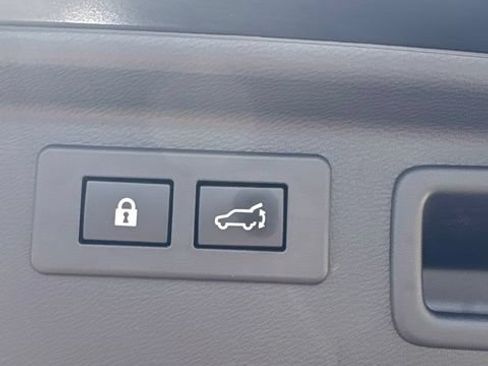 Used 2024 Subaru Forester Touring AWD/4WD image 39