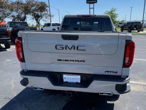 New 2026 GMC Sierra 1500 AT4 w/ Technology Package AWD/4WD image 9