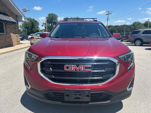 Used 2020 GMC Terrain SLE w/ Driver Convenience Package FWD image 2
