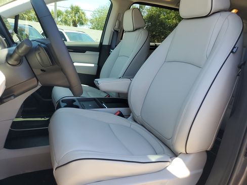 New 2026 Honda Odyssey Touring image 18