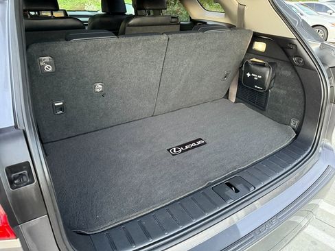 Used 2019 Lexus RX 450hL image 13