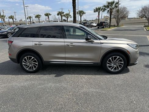 Used 2021 Lincoln Corsair FWD w/ Equipment Group 101A image 7