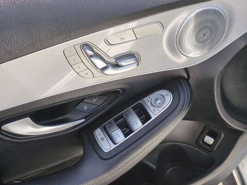 Used 2021 Mercedes-Benz C 300 Sedan image 24