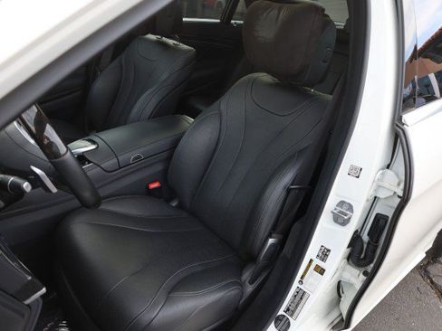 Used 2020 Mercedes-Benz S 450 Sedan image 25