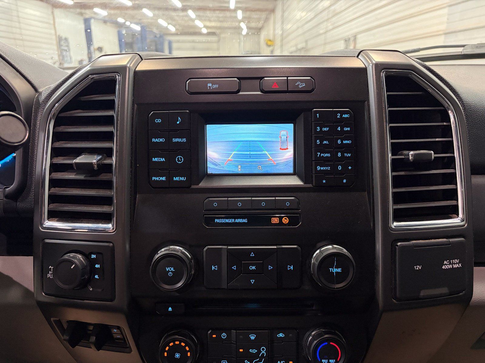 Used 2017 Ford F250 XLT w/ XLT Value Package AWD/4WD image 22