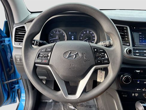 Used 2018 Hyundai Tucson SE w/ Cargo Package FWD image 12