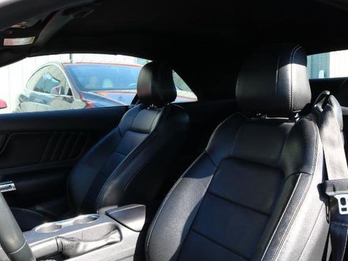 Used 2020 Ford Mustang Premium RWD image 12