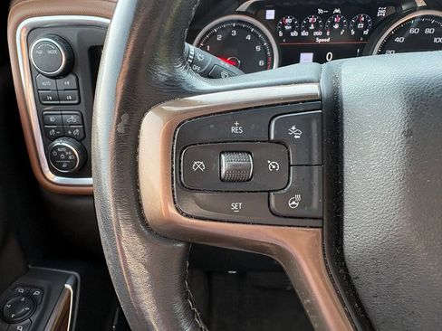 Used 2021 Chevrolet Silverado 1500 High Country w/ Technology Package AWD/4WD image 15