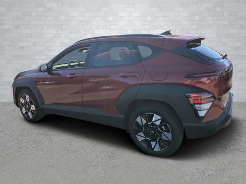 Used 2024 Hyundai Kona SEL image 7