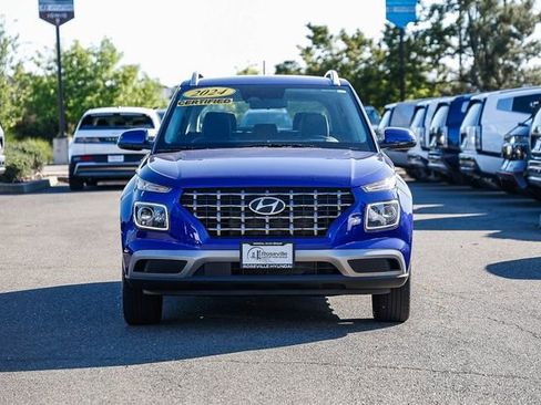 Certified 2024 Hyundai Venue Limited image 7