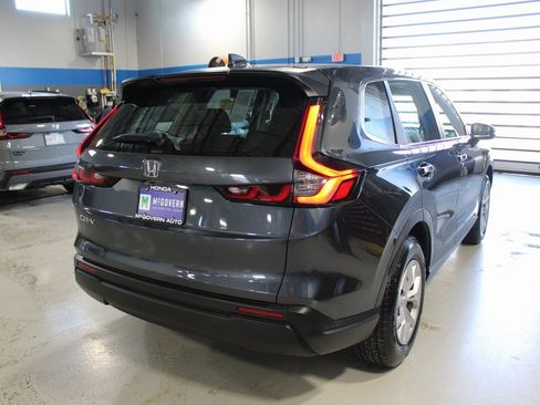Used 2023 Honda CR-V LX image 40