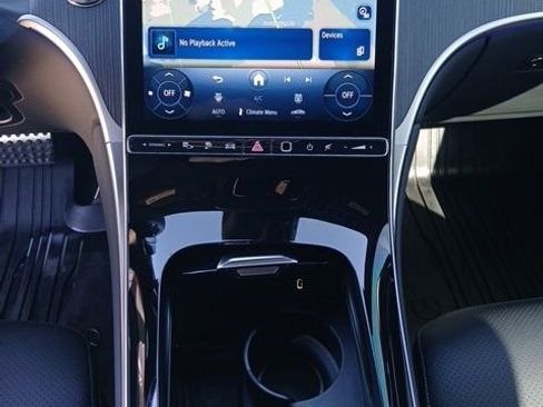 Used 2025 Mercedes-Benz GLC 350e GLC 350e 4MATIC image 21