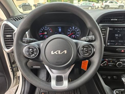 Used 2022 Kia Soul LX w/ Technology Package FWD image 31