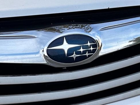 Used 2012 Subaru Outback 2.5i Premium w/ All-Weather Pkg image 3