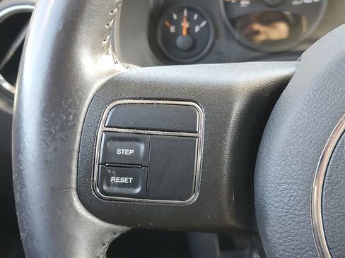 Used 2017 Jeep Patriot High Altitude image 20