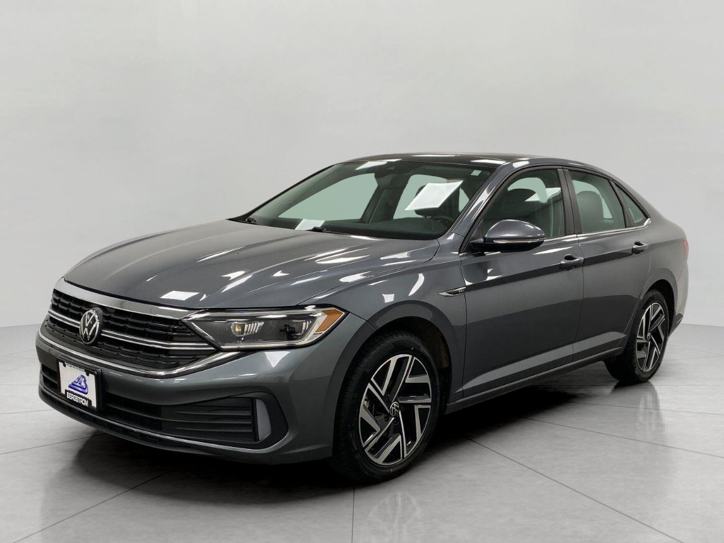 Used 2024 Volkswagen Jetta SEL FWD image 9