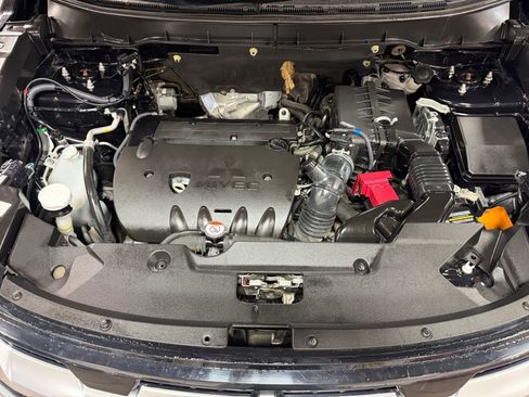 Used 2020 Mitsubishi Outlander Sport SE FWD image 27