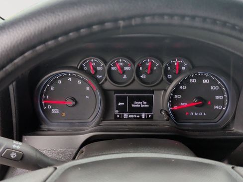 Used 2024 Chevrolet Silverado 2500 Custom AWD/4WD image 12