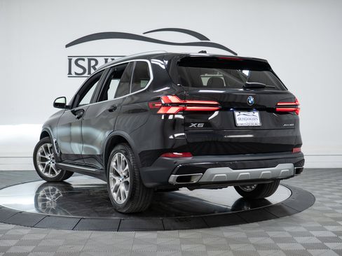 Certified 2024 BMW X5 xDrive40i w/ Premium Package image 28