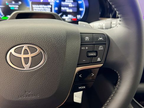 New 2026 Toyota Crown Signia image 19