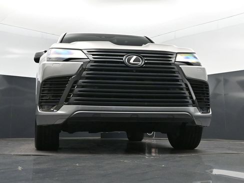 Used 2023 Lexus LX 600 4WD w/ Appearance Package image 48