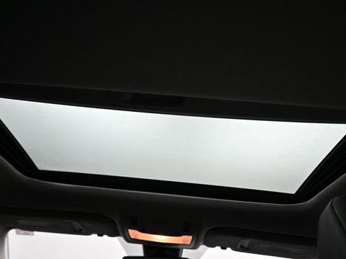 Used 2020 Lexus IS 300 image 36