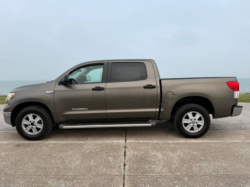 Used 2010 Toyota Tundra SR5 image 8