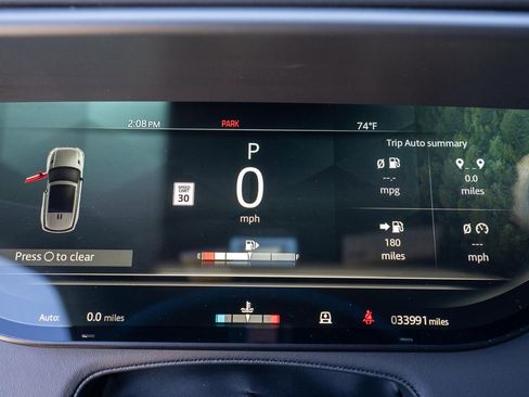 Used 2023 Land Rover Range Rover Sport SE Dynamic image 35