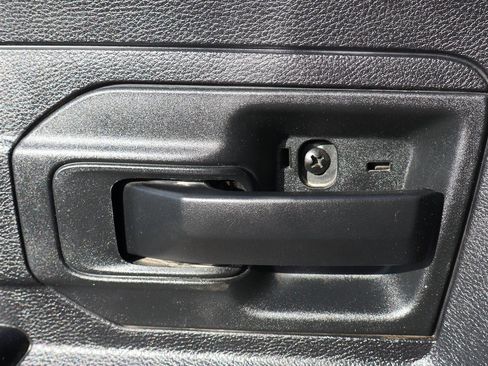 Used 2017 RAM 2500 Tradesman w/ Popular Equipment Group image 17