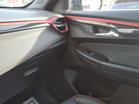 Certified 2025 Chevrolet TrailBlazer RS w/ Convenience Package image 26