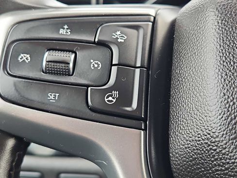 Used 2025 Chevrolet Silverado 1500 LT AWD/4WD image 20