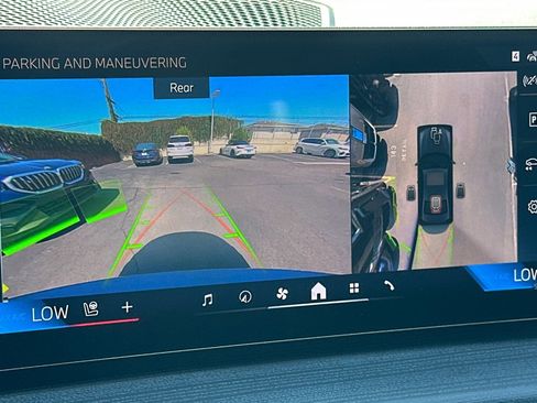 Used 2025 BMW 330i xDrive Sedan w/ Convenience Package image 21