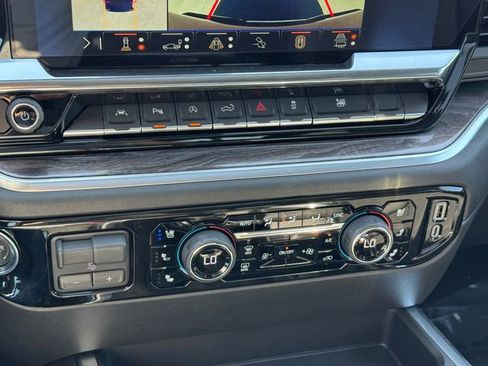 New 2026 Chevrolet Silverado 1500 LTZ w/ LTZ Premium Package image 19