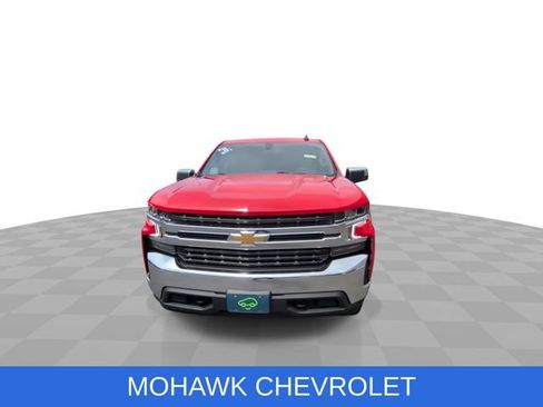 Used 2021 Chevrolet Silverado 1500 LT AWD/4WD image 3